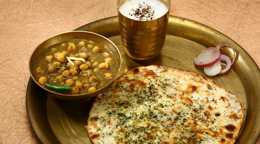Delicious Amritsari Kulcha